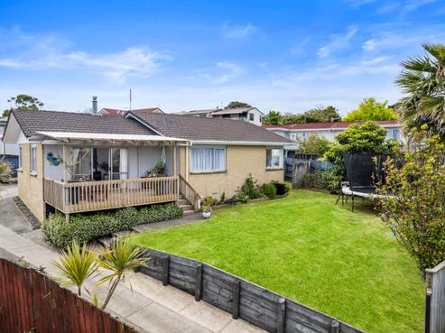 10 Kepler Place, Clover Park