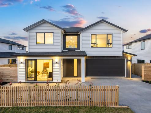 16 Kaupeka Road, Orewa