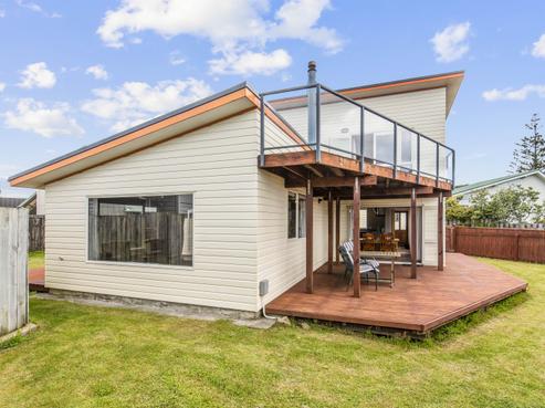 1 Frances Street, Waikanae Beach