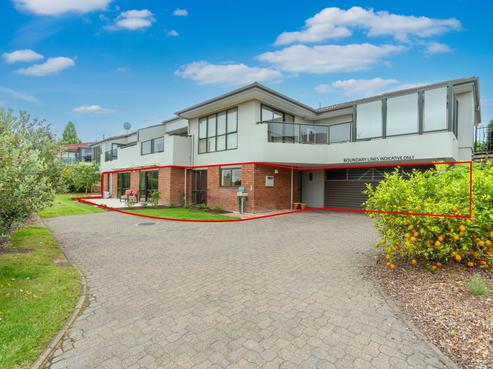 61 Grosvenor Gardens, Flagstaff