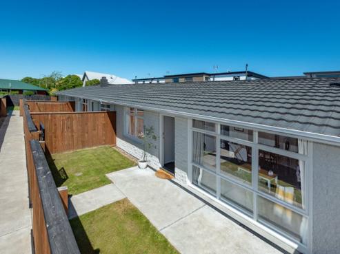 2/76 Bishop Street, Saint Albans