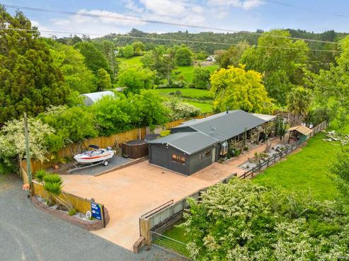 2121 Hunua Road, Hunua