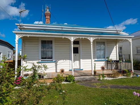 15 River Road, Dargaville