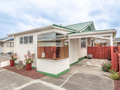 13A Avon Place, Springvale