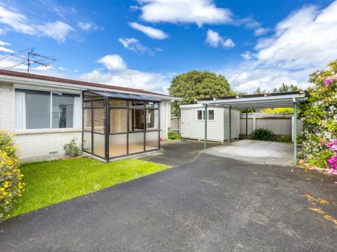 41A Pine Avenue, Ebdentown