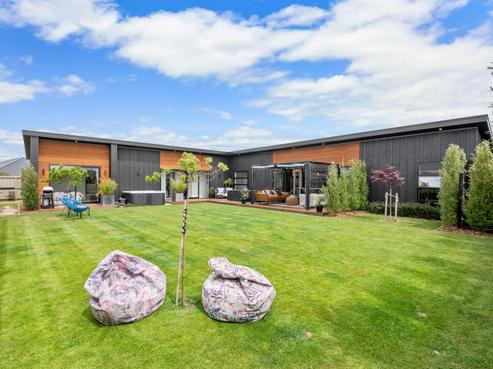 7 Lesser Close, Rolleston