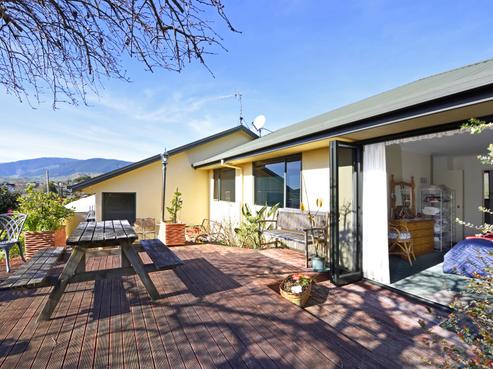 35 Washbourn Drive, Richmond