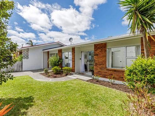 3/34 Walton Street, Red Beach