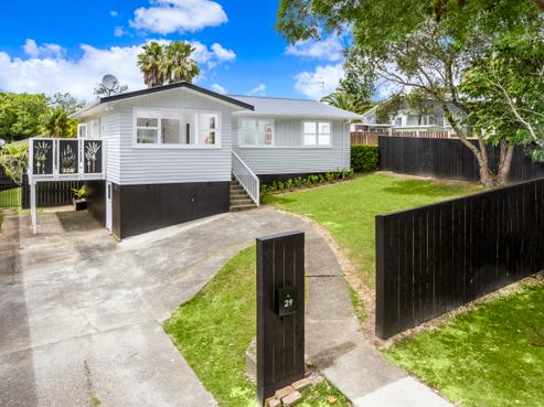 29 Castleton Street, Birkdale