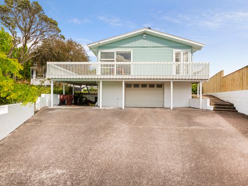 8 Hadfield Street, Beach Haven
