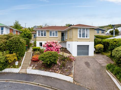 18 Hanlon Street, Halfway Bush