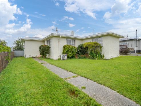 8 Burns Street, Kew