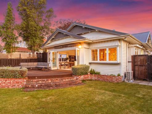 9 Weston Road, Saint Albans