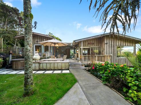 12 Kereru Grove, Greenhithe