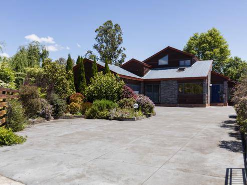 8 Willow Grove, Waipukurau and Surrounds