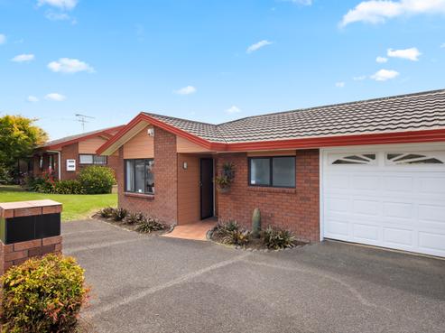 22/151 Kitchener Road, Pukekohe