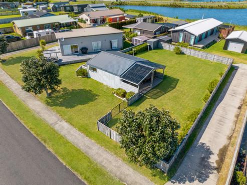 184 Ngaio Drive, Matarangi