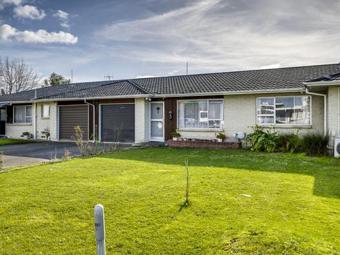 2/100 Renata Street, Frimley