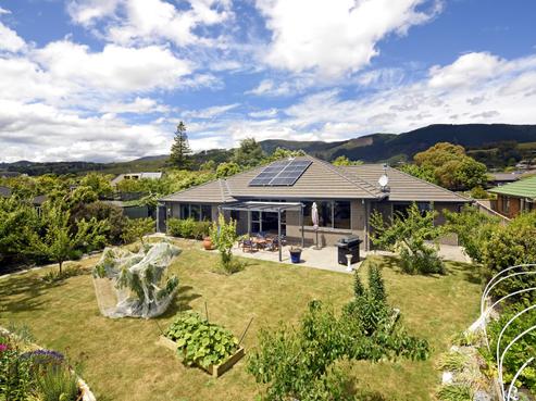 23 Woodstock Place, Stoke