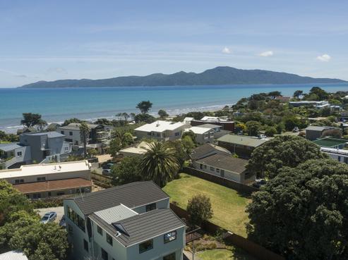 10 Kohutuhutu Road, Raumati Beach