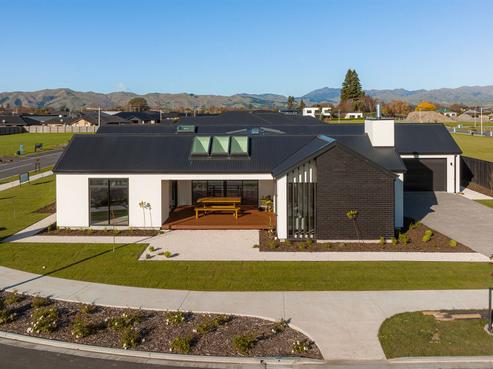 111 Oakley Avenue, Springlands