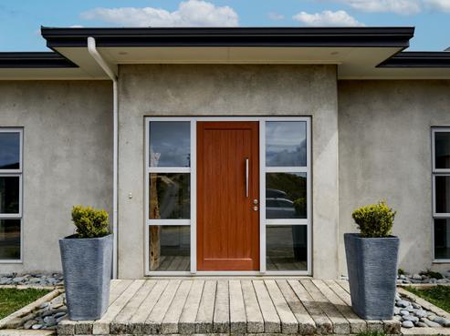 380 Hawkins Hill Road, Makara