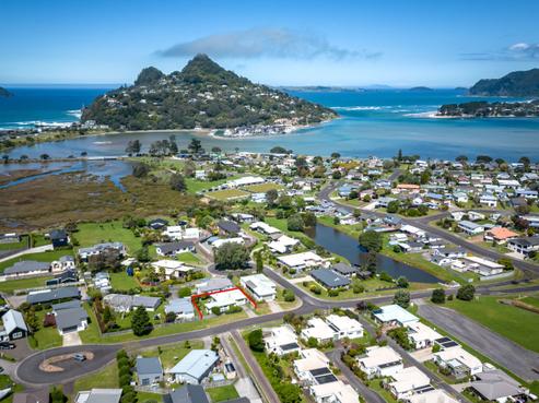 11 Bennett Drive, Tairua
