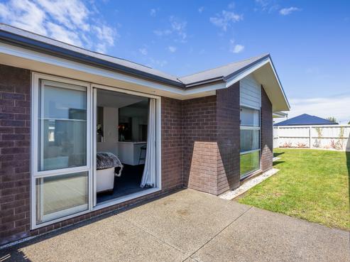 12 Aroha Street, Pegasus