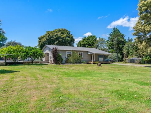2083 State Highway 2, Pukehina