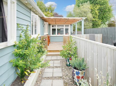 2 Penfold Square, Leithfield
