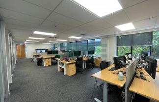 CBRE - Modern Office in Greenlane