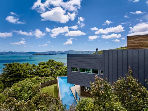 13A Walter Road, Lowry Bay