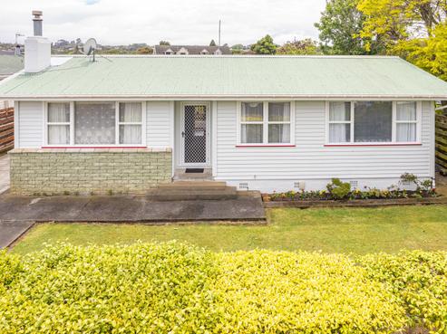 34 Devon Road, Springvale