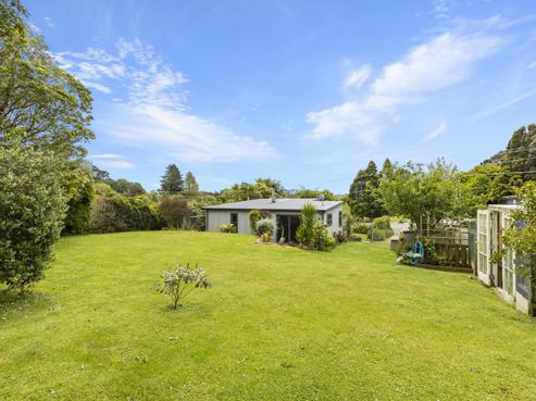 44 Tarata Road, Inglewood