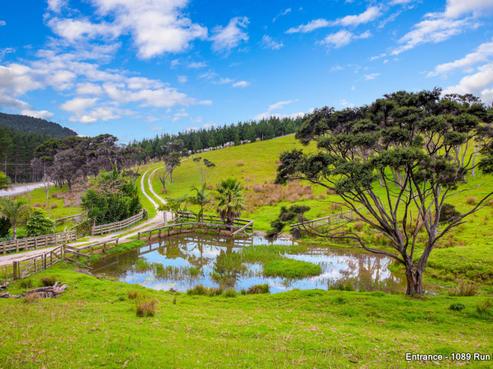 1089 Run Road, Tapora