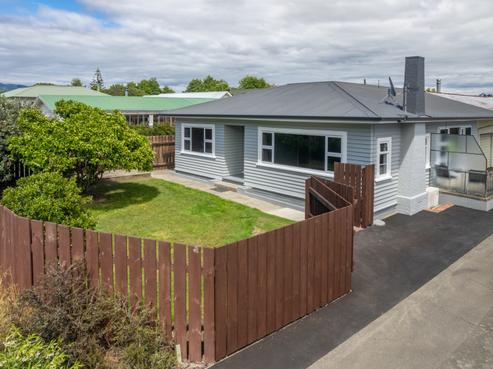 1/216 Annesbrook Drive, Wakatu