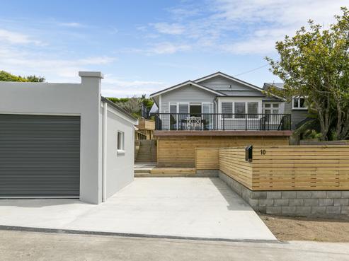 10 Burrows Avenue, Karori