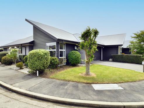 37 Philippe Avenue, Yaldhurst