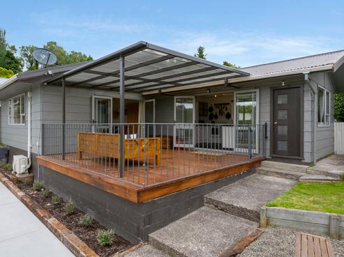 2/3 Peach Grove, Taupo