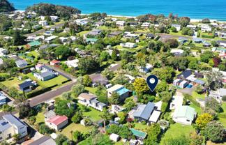 13 Marlin Place, Whiritoa