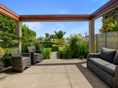 250A Courtenay Street, Strandon
