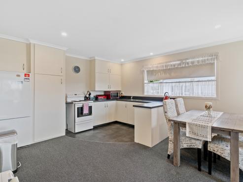 125 Dome Street, Newfield