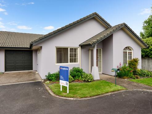 15/16 Rototuna Road, Flagstaff