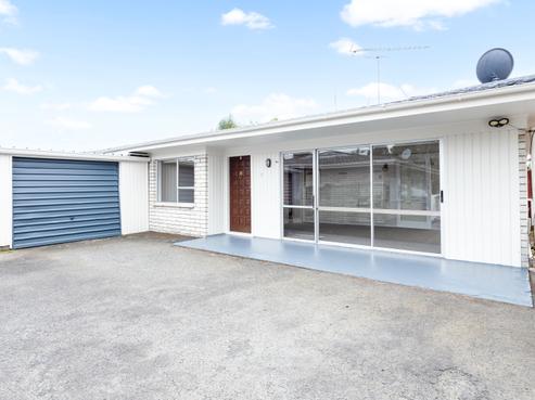 6B Sandleigh Road, Hamilton Lake