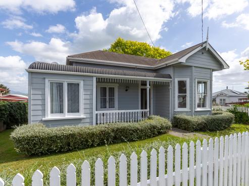 17 Miller Avenue, Paeroa