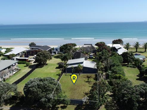 302 Kenwood Drive, Matarangi