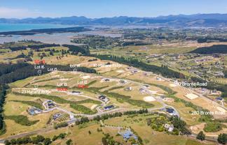 23 Mahana Ridge, Mahana