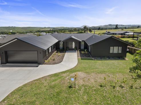 13 Kittyhawk Drive, Kinloch