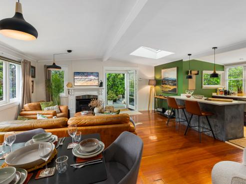 9 Otitori Bay Road, Titirangi
