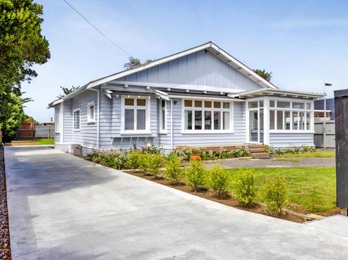 195 South Road, Hawera